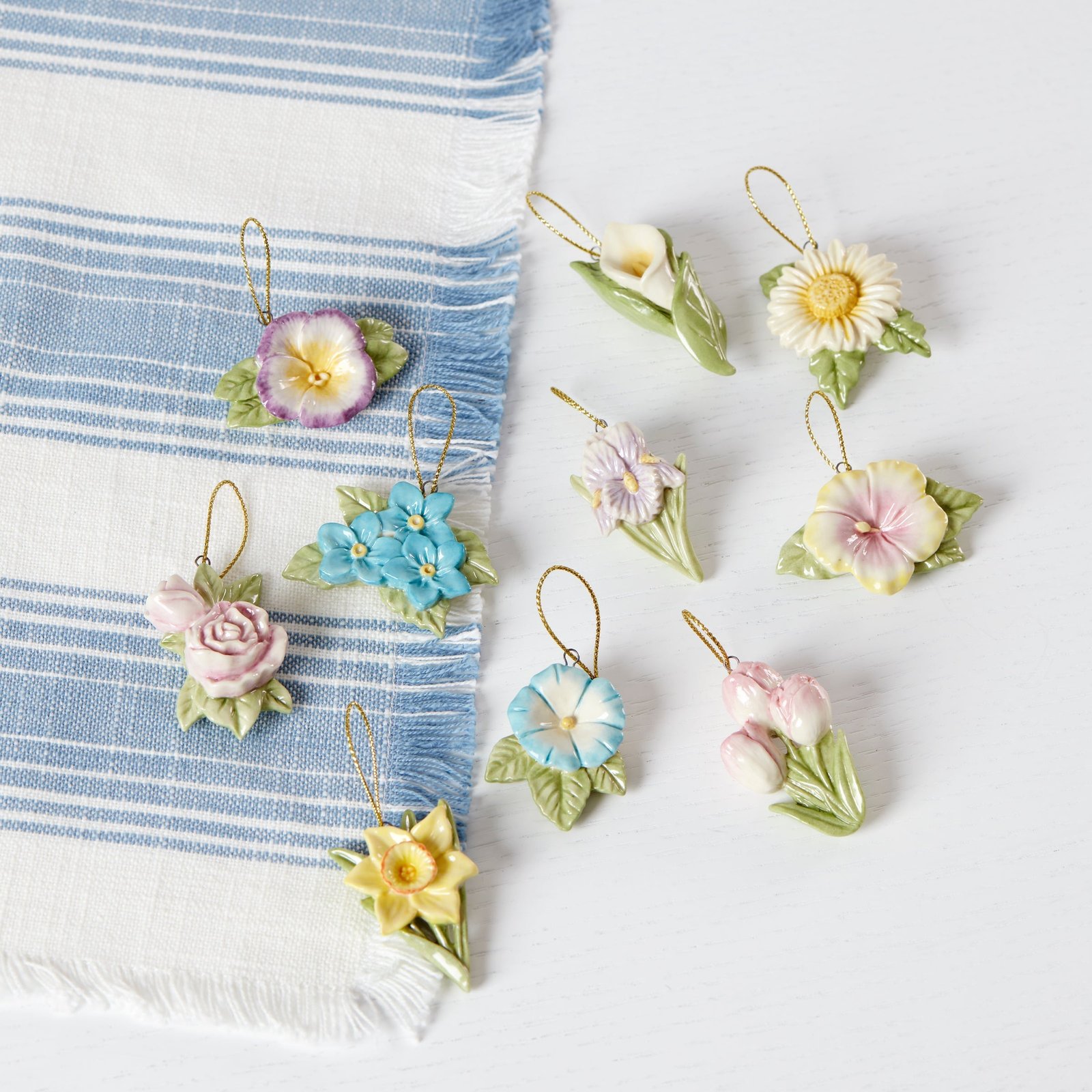 Celebrate Flowers 10-Piece Ornament Set - Image 9